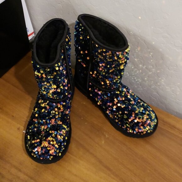 UGG Classic Sequin Boots - Picture 6 of 11